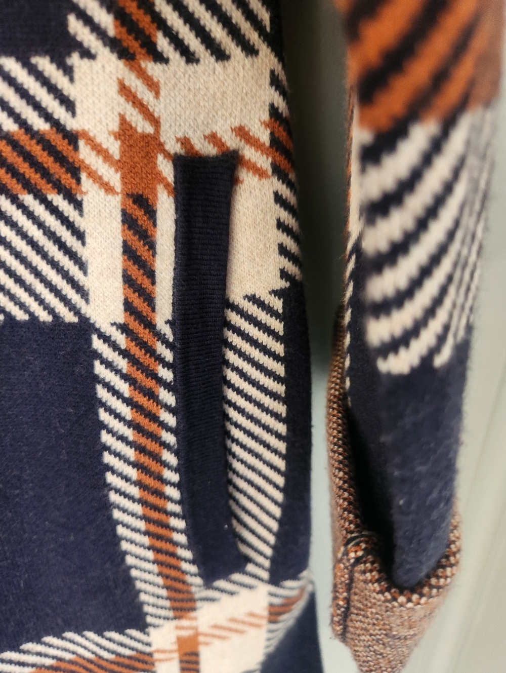 Max Studios Plaid Double-Breasted Women's Coat - Navy & Cream NWOT - Picture 3 of 5
